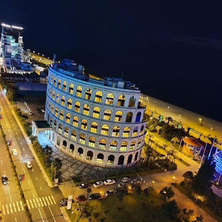Luxury Apartments Batumi Eksteriør billede