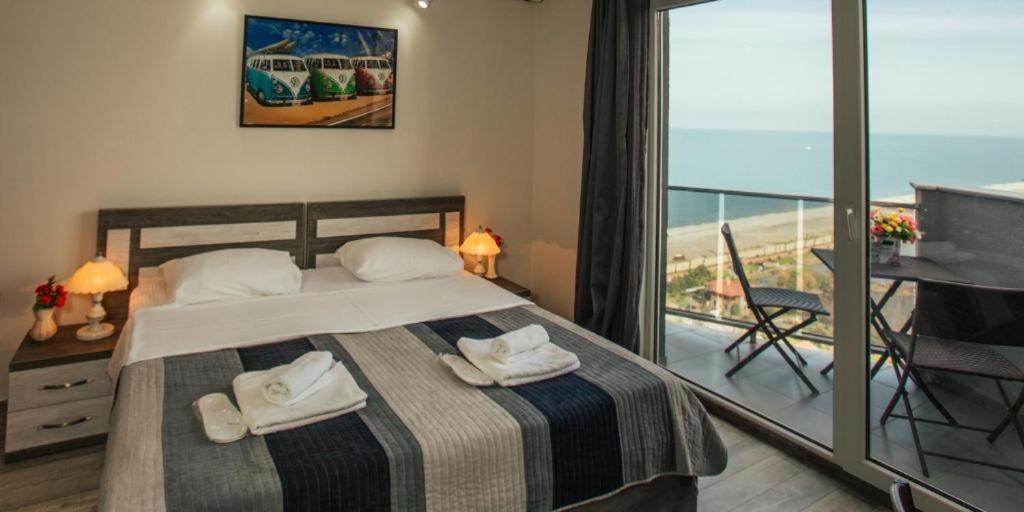 Luxury Apartments Batumi Eksteriør billede