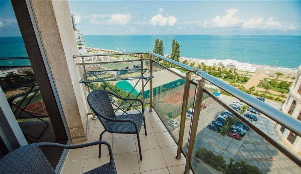 Luxury Apartments Batumi Eksteriør billede