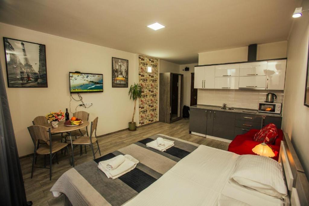 Luxury Apartments Batumi Eksteriør billede