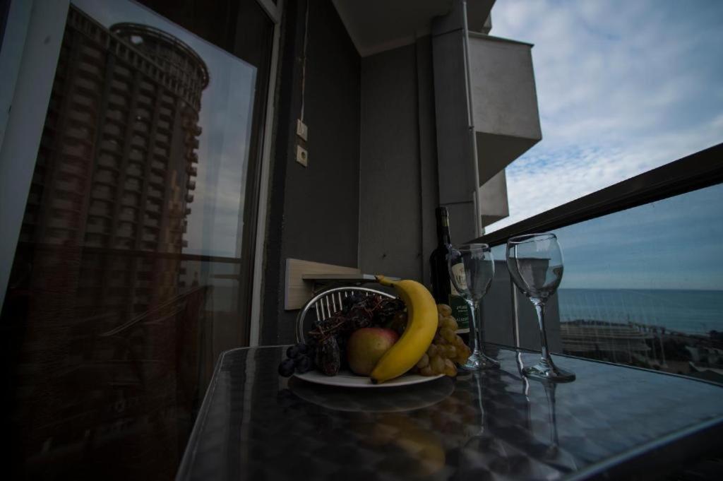 Luxury Apartments Batumi Eksteriør billede