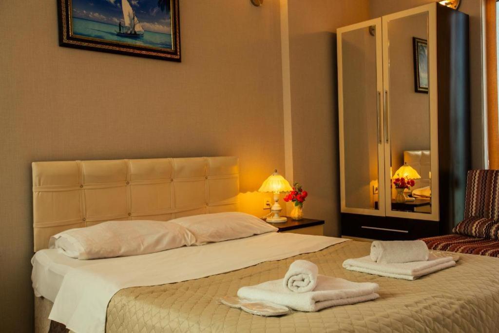Luxury Apartments Batumi Eksteriør billede