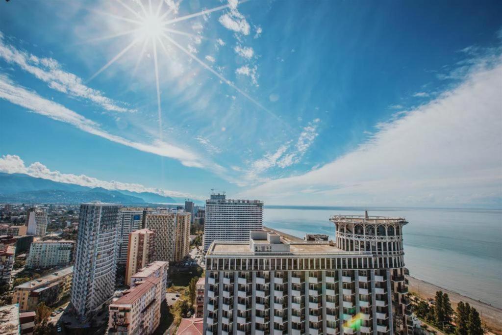 Luxury Apartments Batumi Eksteriør billede