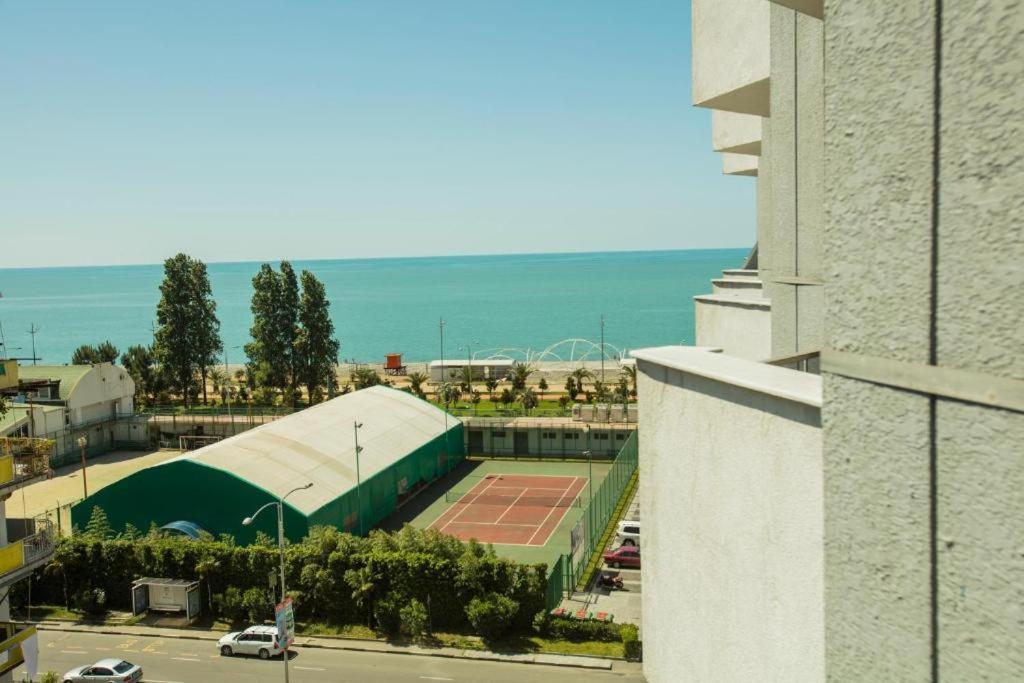Luxury Apartments Batumi Eksteriør billede