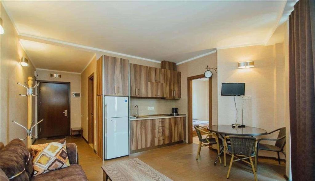 Luxury Apartments Batumi Eksteriør billede