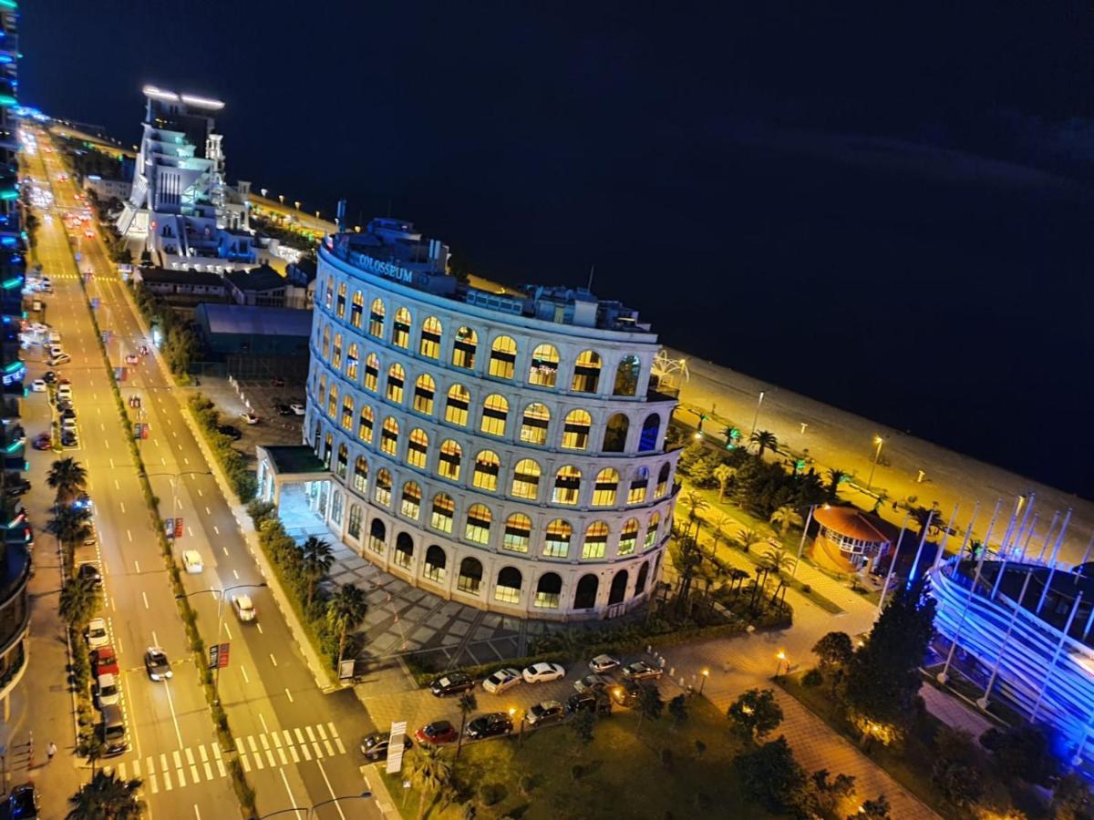 Luxury Apartments Batumi Eksteriør billede