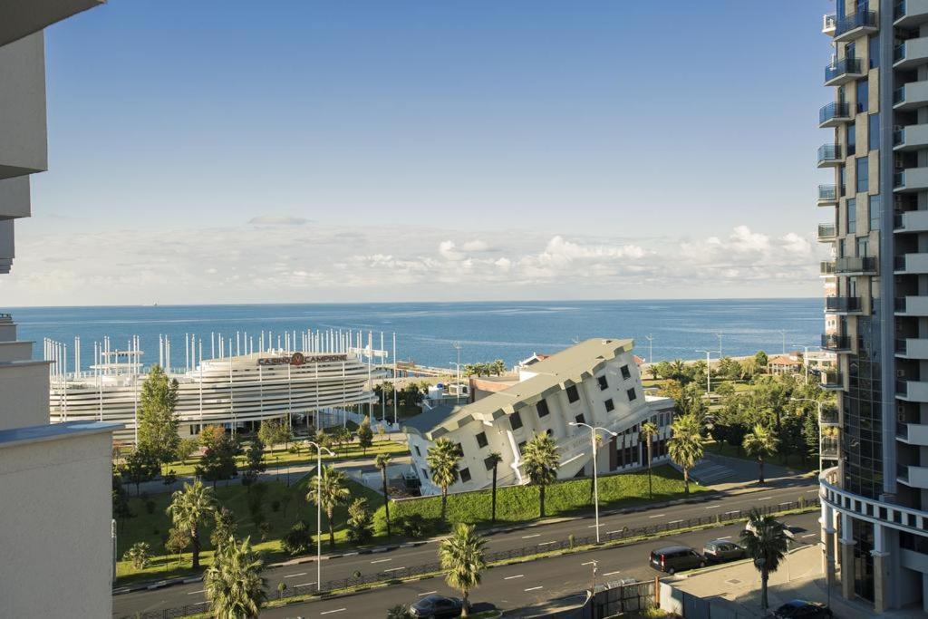 Luxury Apartments Batumi Eksteriør billede